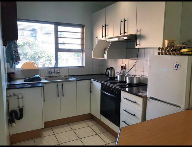 2 BEDROOM PROPERTY TO RENT IN MEER EN SEE